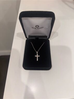 Silver Cross Pendant Necklace - White